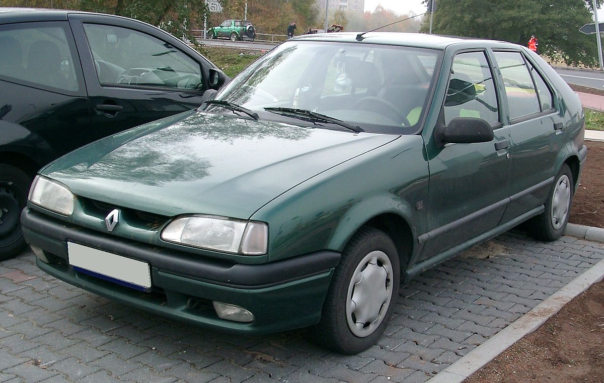 R19 / 19 (1988-2000)
