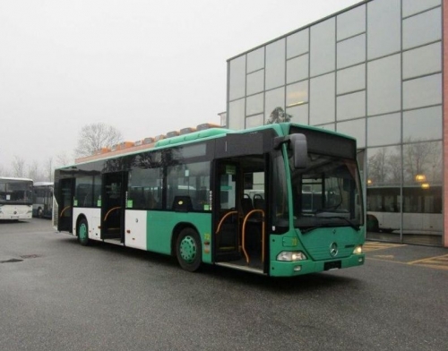 Mercedes O-530 Citaro Niski (2.55 M) лобове скло автобуса