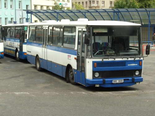Karosa 734 лобове скло автобуса