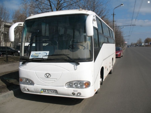 Youyi ZGT 6831(ЮИ) стекло ветровое (лобовое)